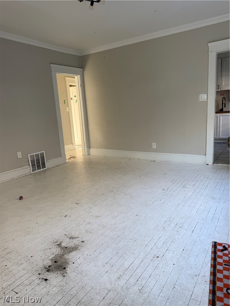 12436 Saywell Avenue Cleveland OH 44108