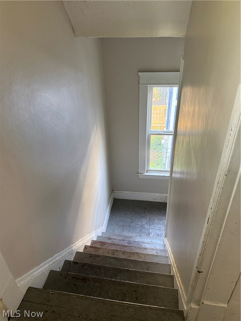 12436 Saywell Avenue Cleveland OH 44108