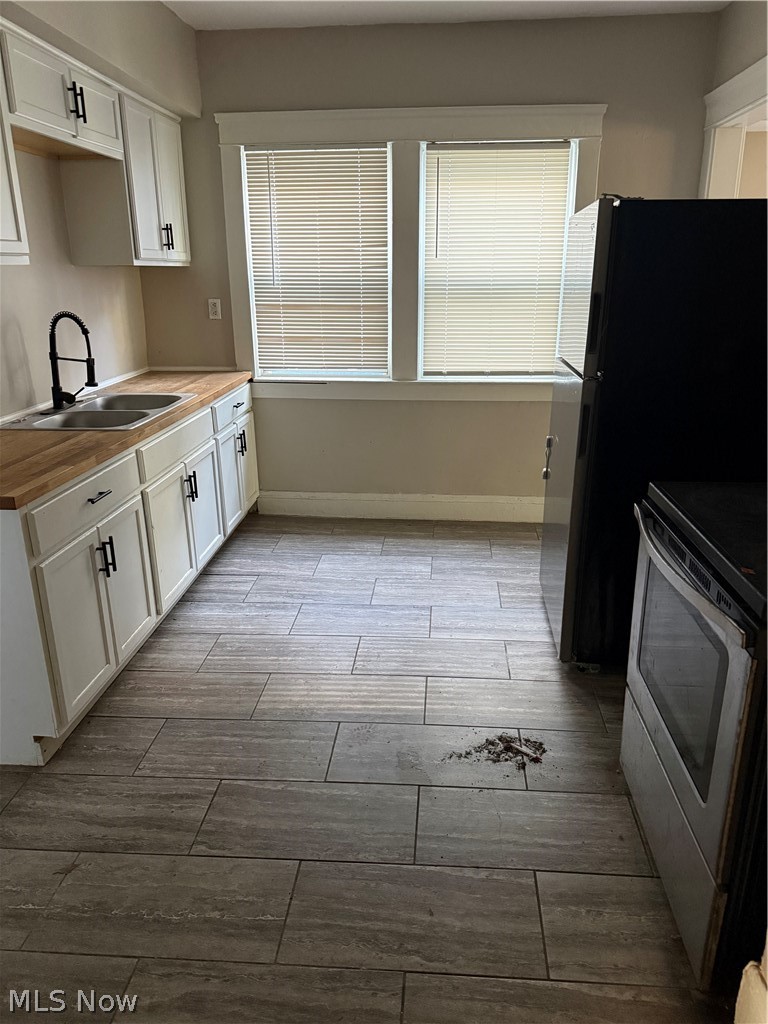 12436 Saywell Avenue Cleveland OH 44108