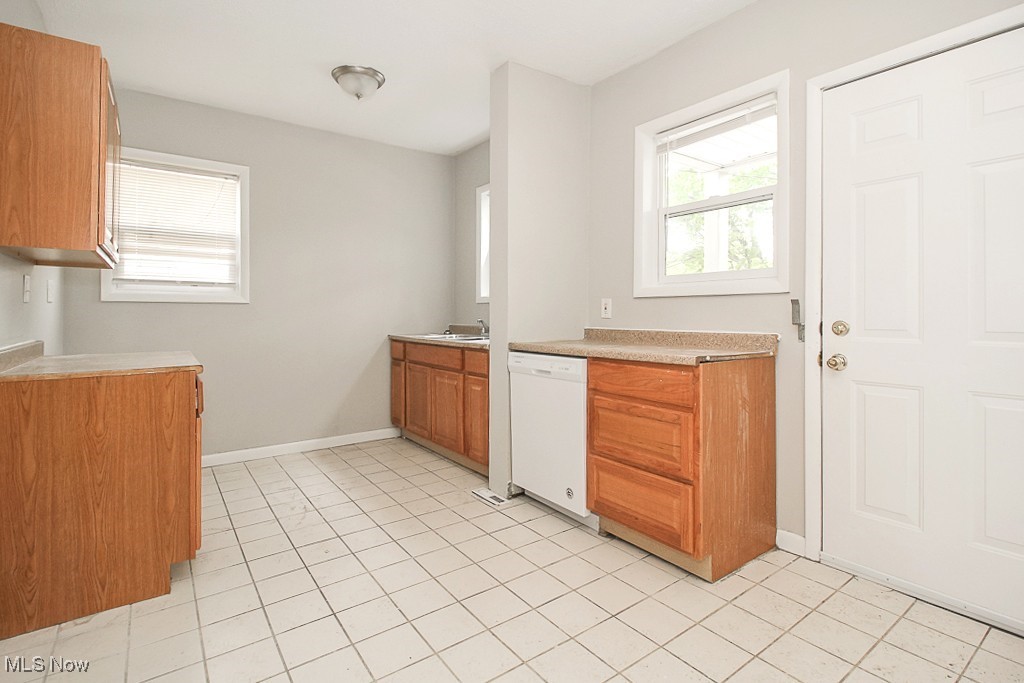 14269 Superior Road Cleveland Heights OH 44118