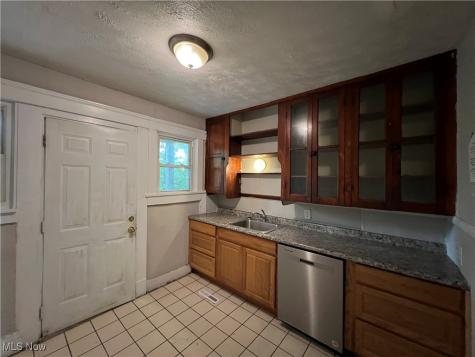 14269 Superior Road Cleveland Heights OH 44118