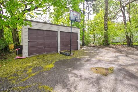 14269 Superior Road Cleveland Heights OH 44118