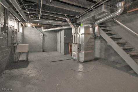 14269 Superior Road Cleveland Heights OH 44118