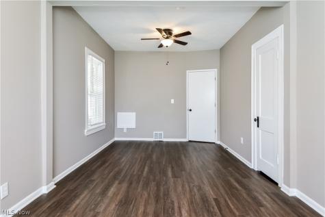 13519 Merl Avenue Lakewood OH 44107