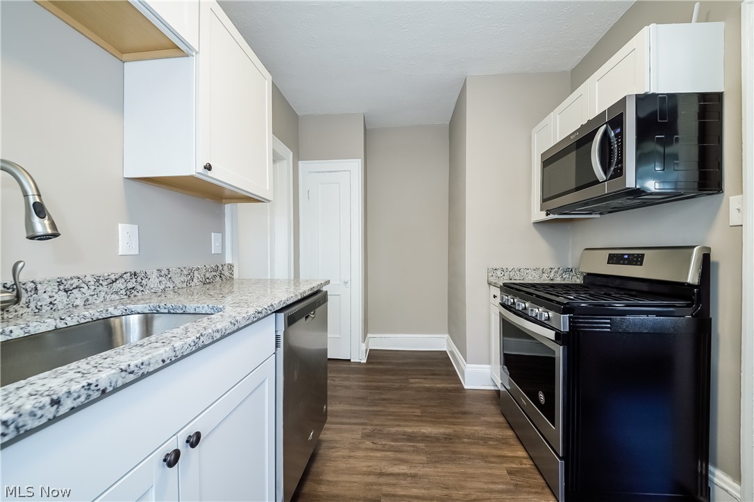 13519 Merl Avenue Lakewood OH 44107