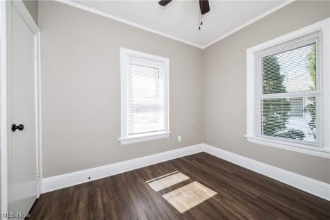 13519 Merl Avenue Lakewood OH 44107