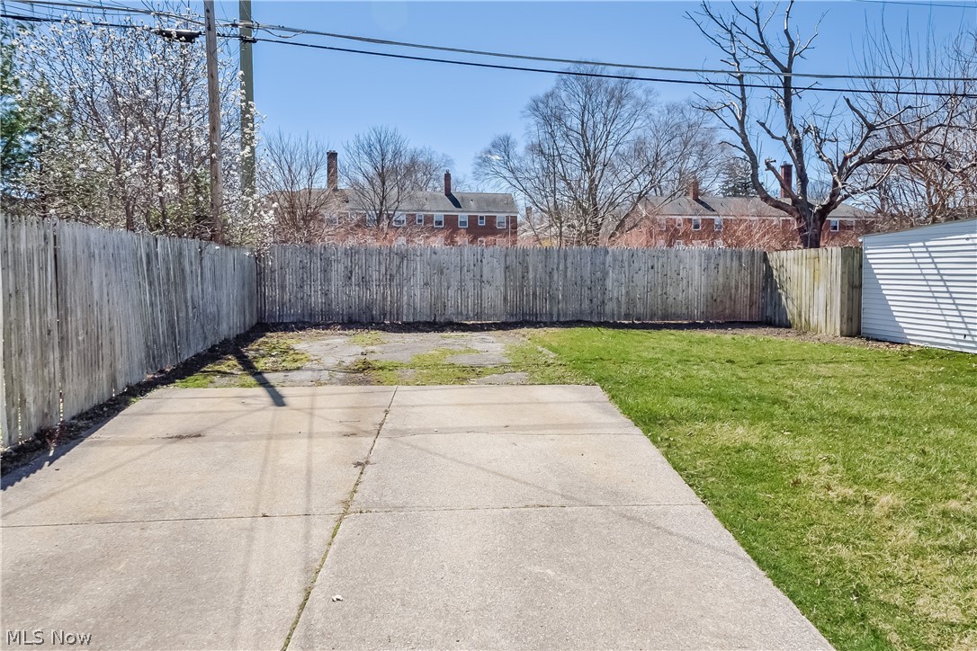 13519 Merl Avenue Lakewood OH 44107