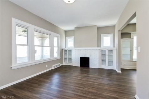 13519 Merl Avenue Lakewood OH 44107