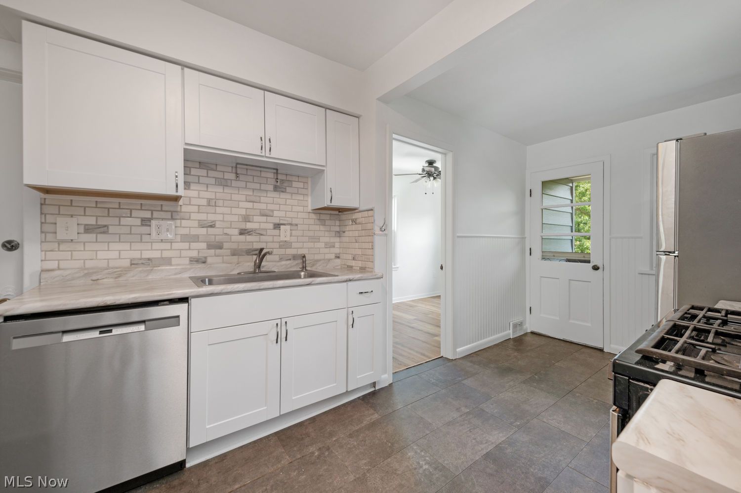 1605 Alameda Avenue Lakewood OH 44107