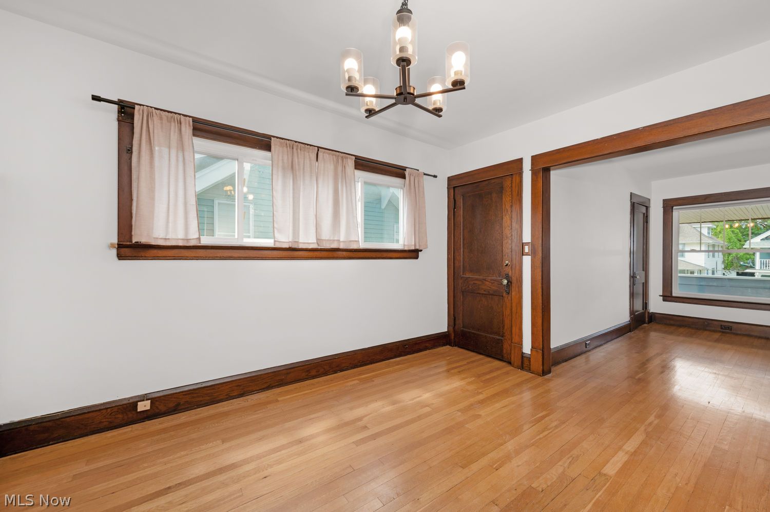 1605 Alameda Avenue Lakewood OH 44107