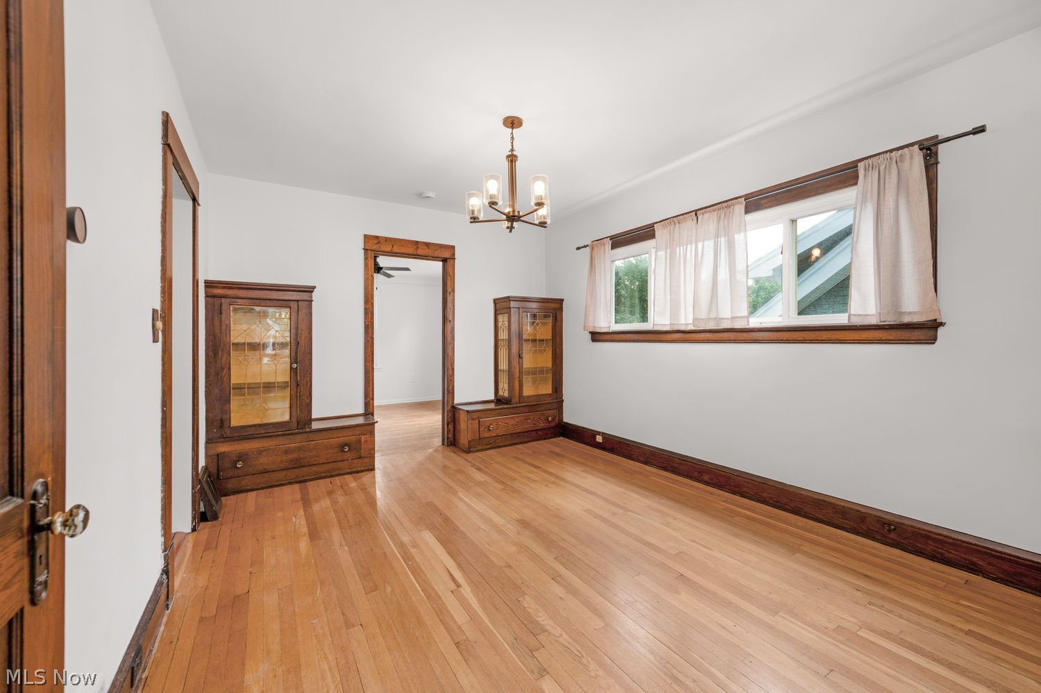 1605 Alameda Avenue Lakewood OH 44107