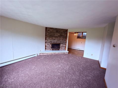 12276 Cleveland Avenue NW Uniontown OH 44685