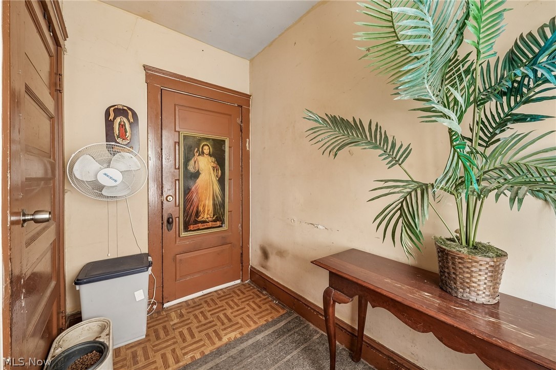 2115 Seymour Avenue Cleveland OH 44113