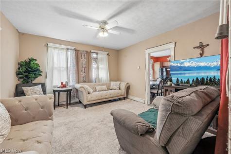 2115 Seymour Avenue Cleveland OH 44113