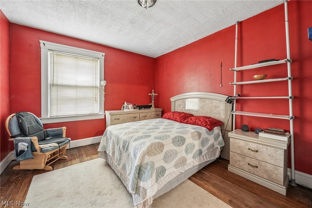 2115 Seymour Avenue Cleveland OH 44113