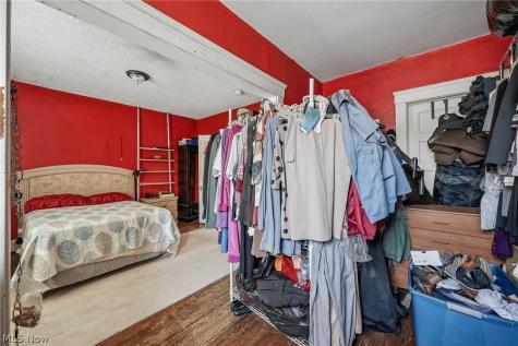 2115 Seymour Avenue Cleveland OH 44113
