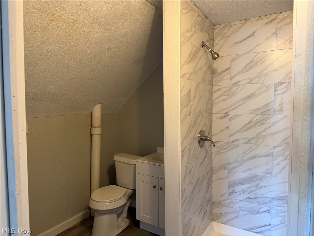 16005-16007 Nelamere Road East Cleveland OH 44112