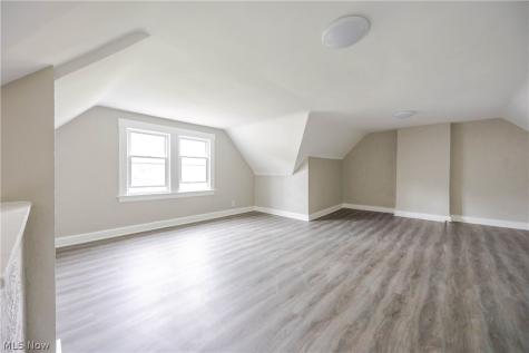 1390 E 109th Street Cleveland OH 44106