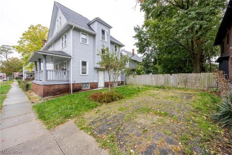 1390 E 109th Street Cleveland OH 44106