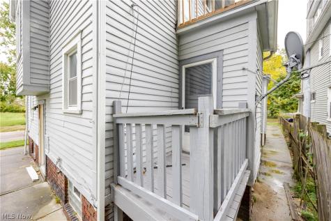 1390 E 109th Street Cleveland OH 44106