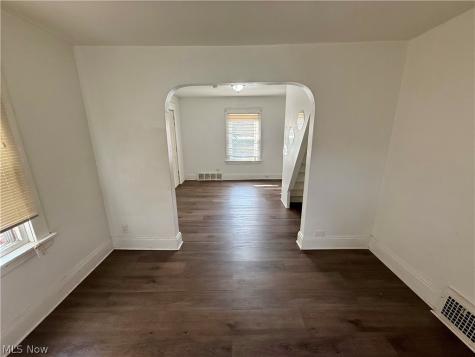 6920 Hosmer Avenue Cleveland OH 44105