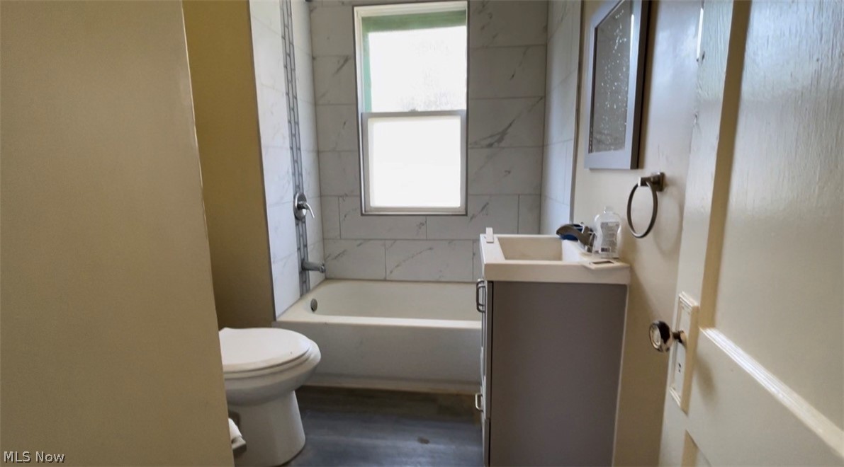 3769 E 154th Street Cleveland OH 44128