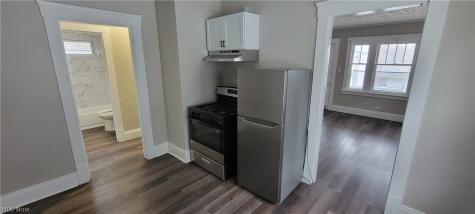 1222 E 172nd Street Cleveland OH 44119