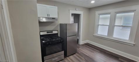 1222 E 172nd Street Cleveland OH 44119