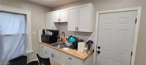 1222 E 172nd Street Cleveland OH 44119