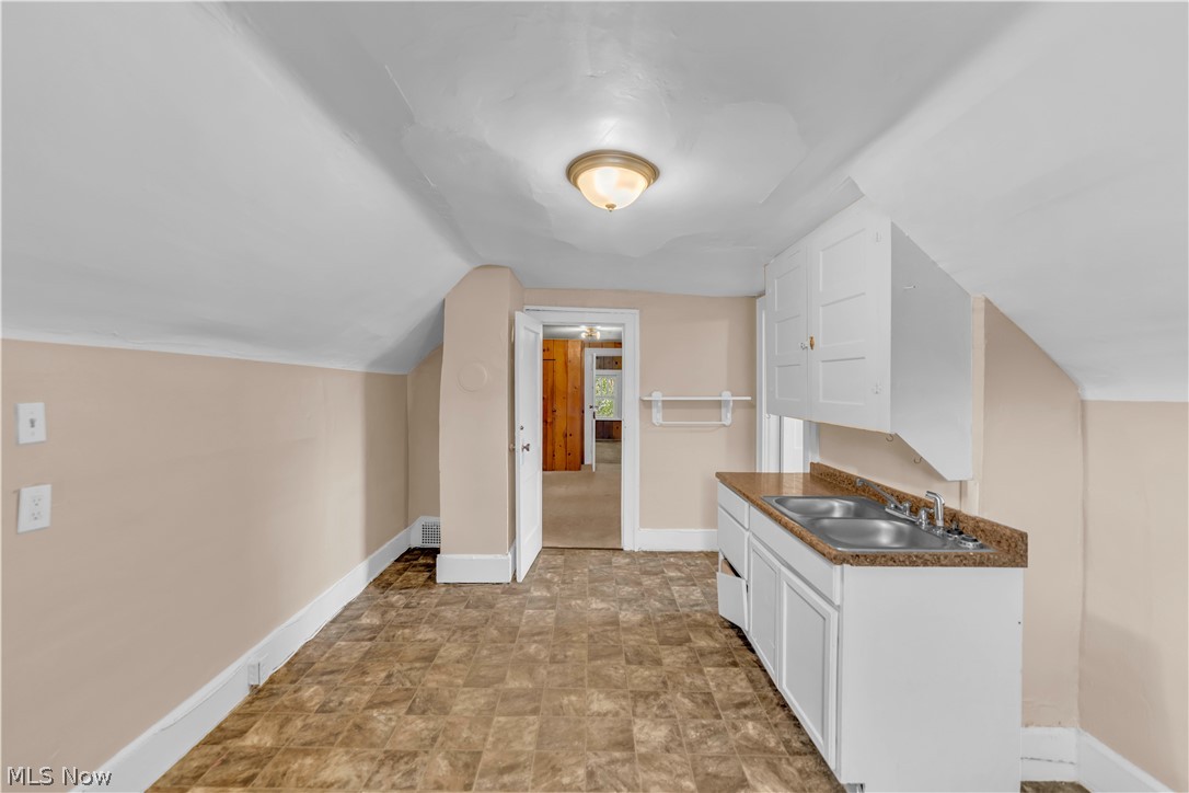 845 Dayton Street Akron OH 44310