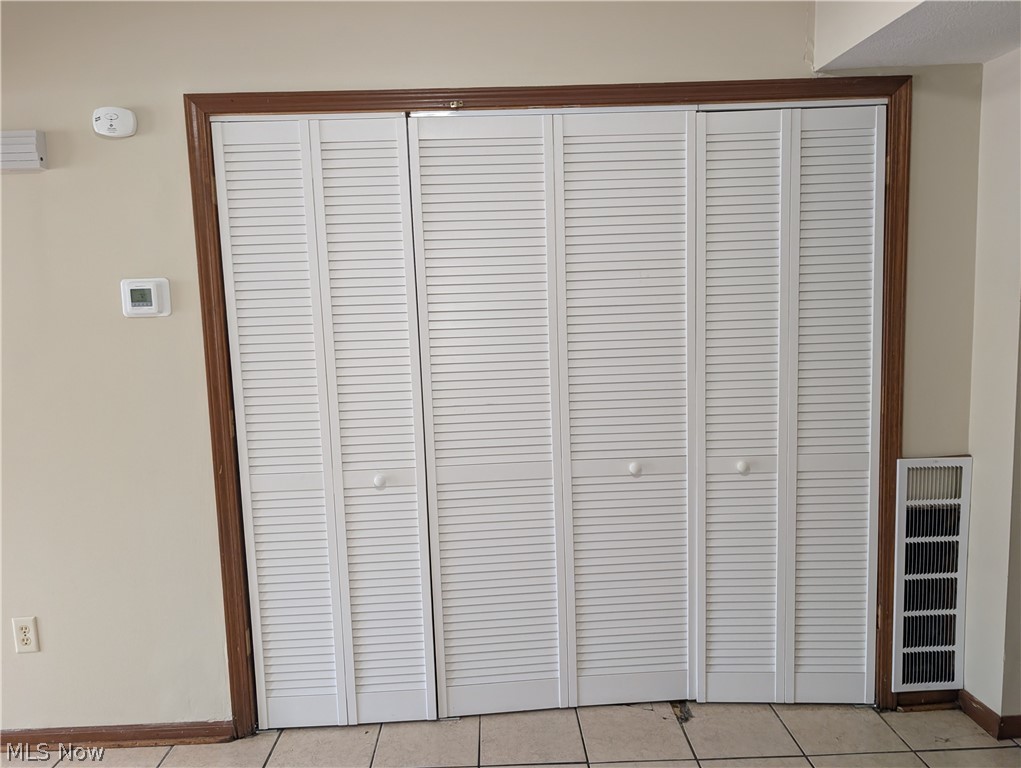 1517 Whitehall Boulevard Kent OH 44240