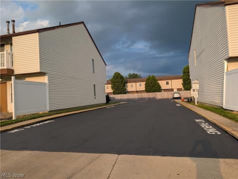 1517 Whitehall Boulevard Kent OH 44240