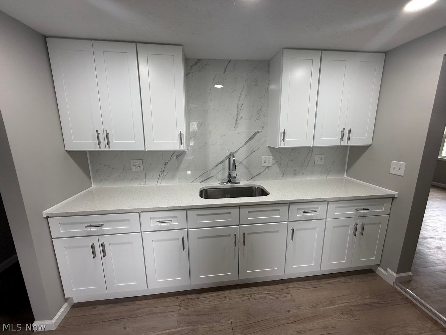 6291 Lake Avenue Elyria OH 44035