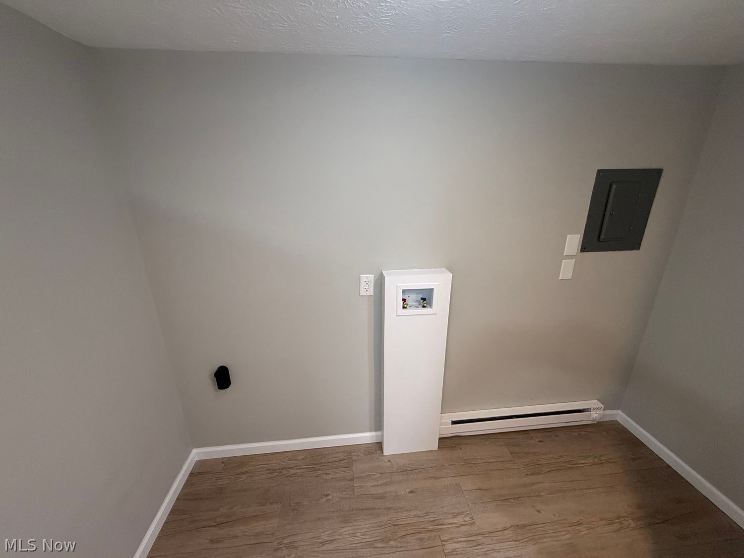 6291 Lake Avenue Elyria OH 44035