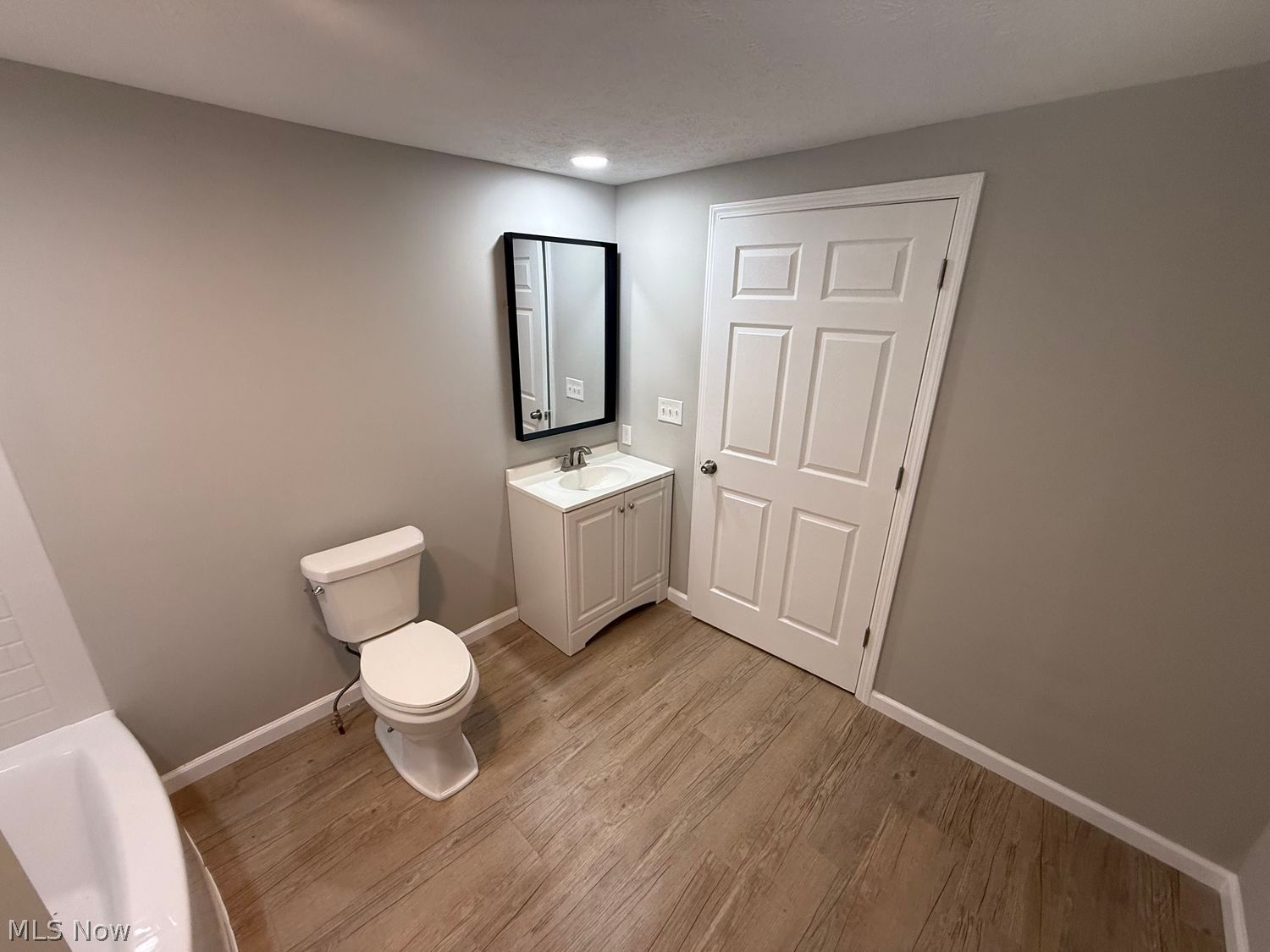 6291 Lake Avenue Elyria OH 44035