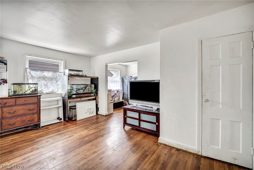 4532 W 150th Street Cleveland OH 44135