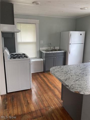 2527 Coventry Boulevard NE Canton OH 44705