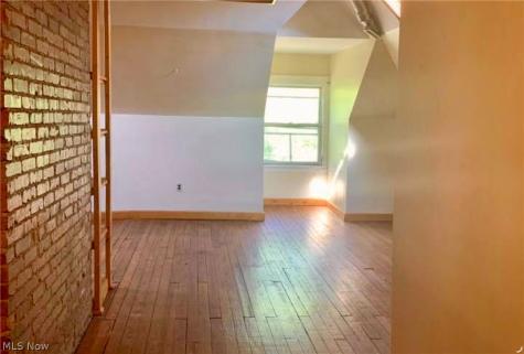1447-1449 Ohio Avenue Youngstown OH 44504