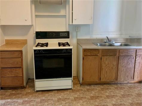 1447-1449 Ohio Avenue Youngstown OH 44504