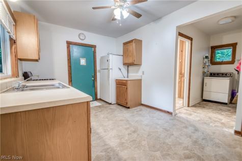 1792 W 57th Street Cleveland OH 44102