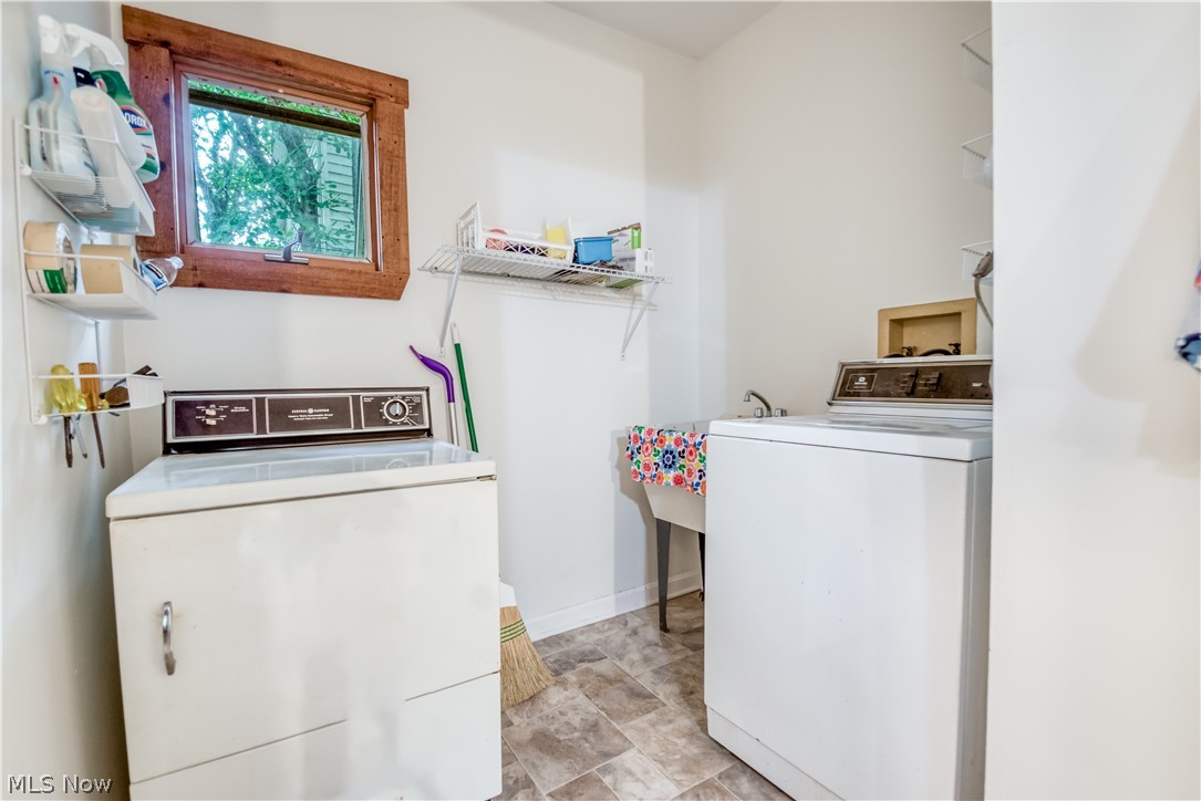 1792 W 57th Street Cleveland OH 44102
