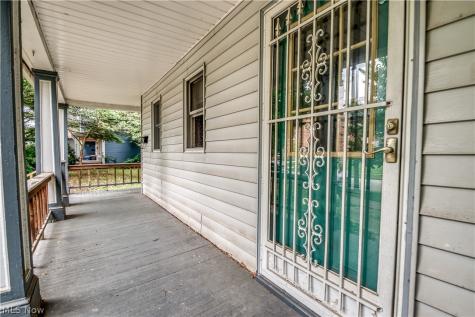 1792 W 57th Street Cleveland OH 44102