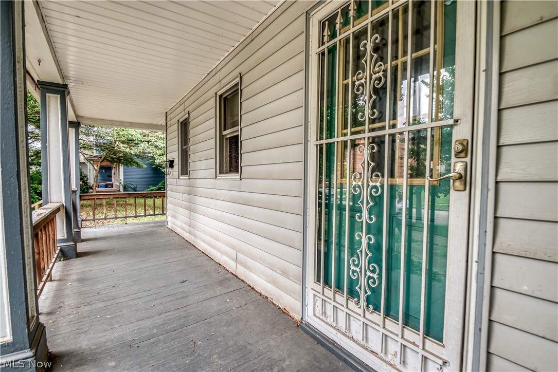 1792 W 57th Street Cleveland OH 44102