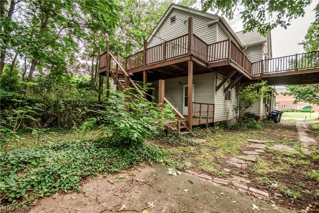 1792 W 57th Street Cleveland OH 44102