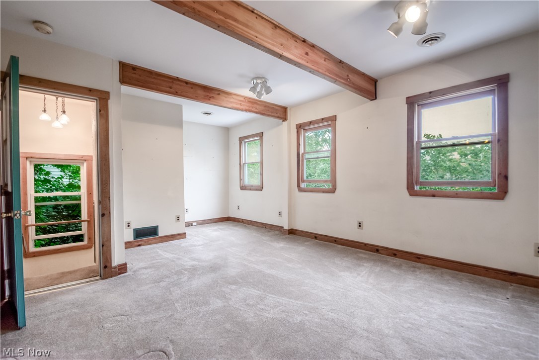 1792 W 57th Street Cleveland OH 44102