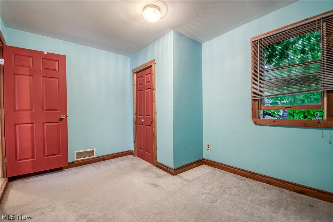 1792 W 57th Street Cleveland OH 44102