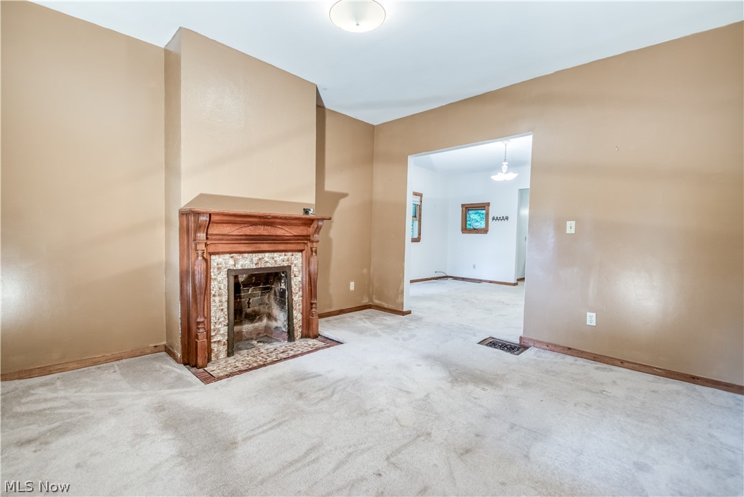 1792 W 57th Street Cleveland OH 44102