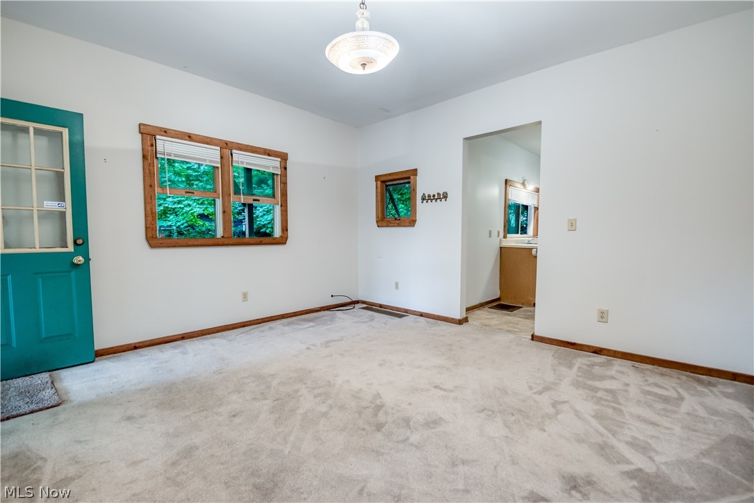 1792 W 57th Street Cleveland OH 44102