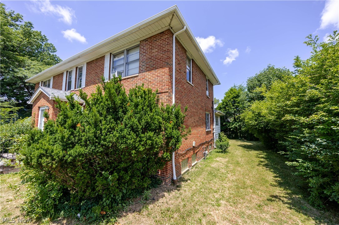 3825 Mayfield Road Cleveland Heights OH 44121