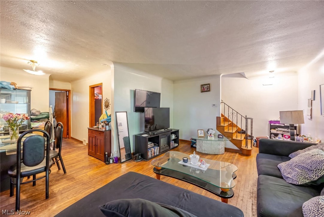 3825 Mayfield Road Cleveland Heights OH 44121